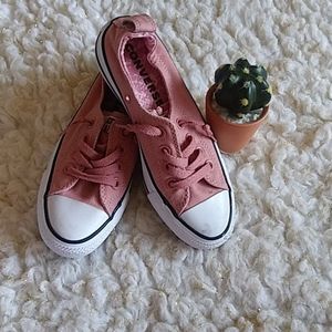 blush pink converse